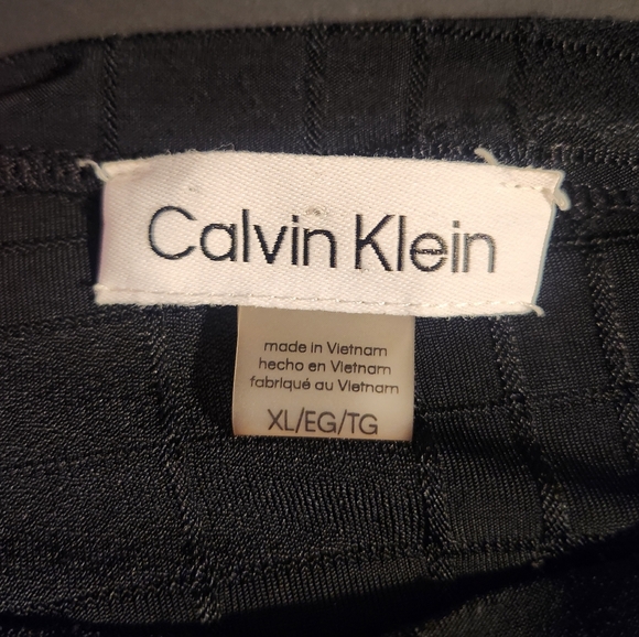 Calvin Klein Black Textured Mock Neck Top XL Minimalist Quiet Luxury - Picture 2 of 3